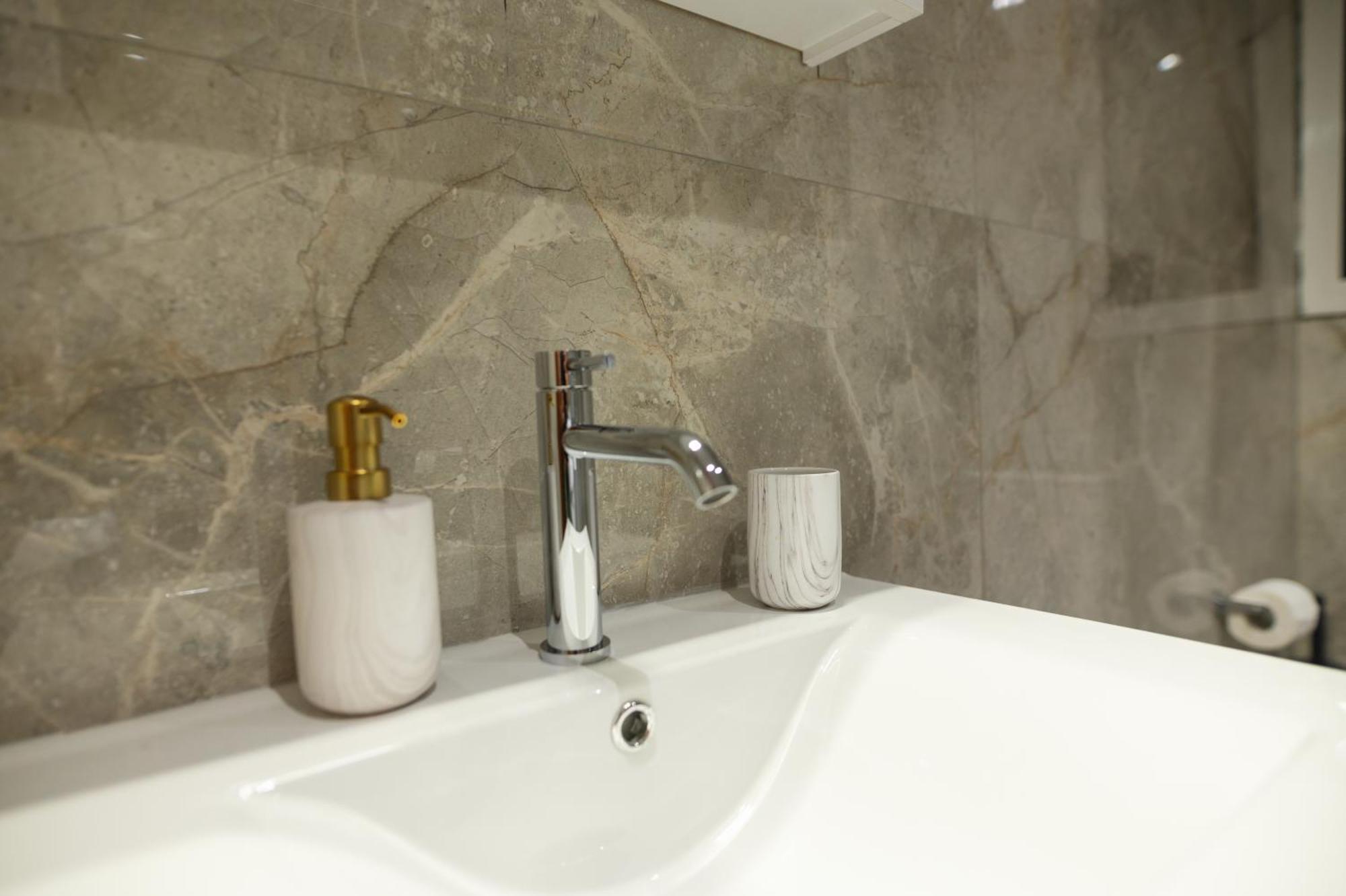 Ancient Forest Suite By Heeaven'S Hall Luxury Suites Alexandroupoli Exterior foto